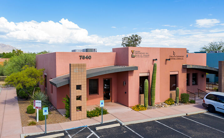 image of property at 7540 N LA CHOLLA BL Tucson AZ 85741-2307