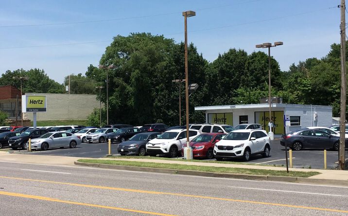 Pictures of Retail property located at 1285 N. Highway 67, Florissant, MO 63031 for comps - image #1