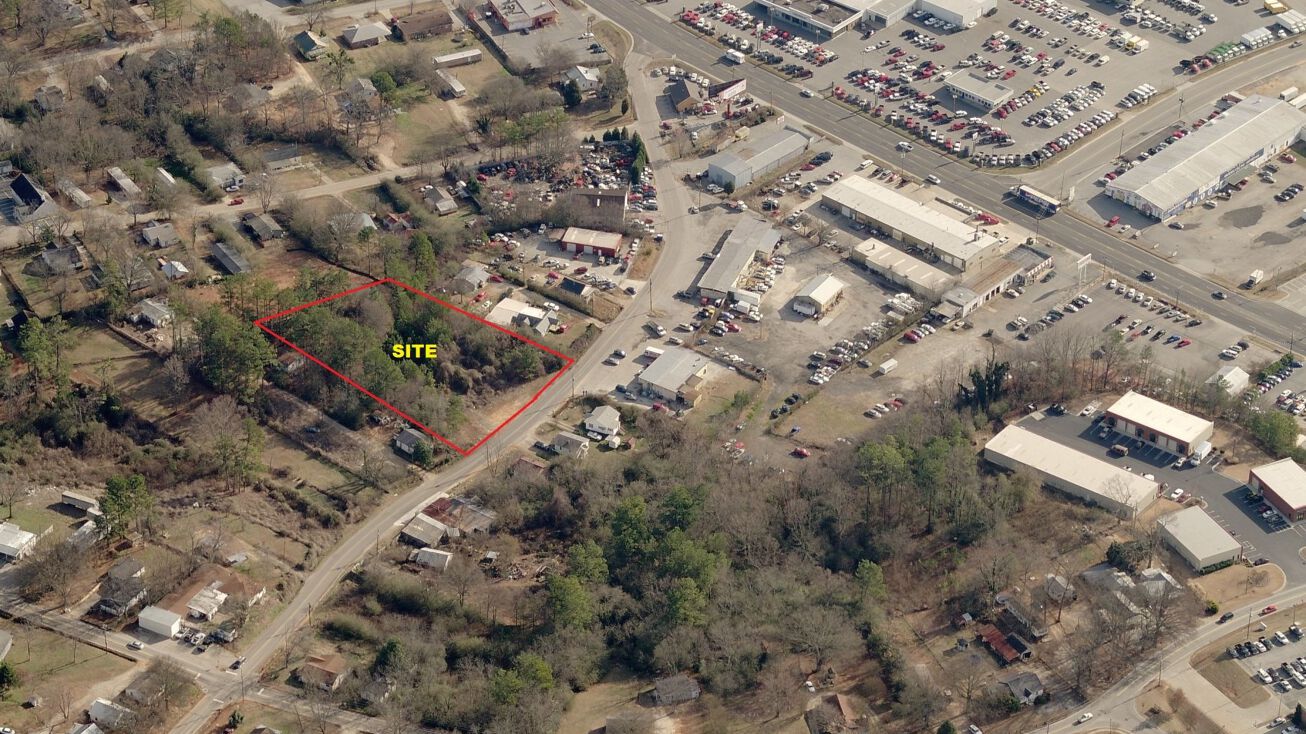 2038 & 2040 Spring Road, Gainesville, GA 30504