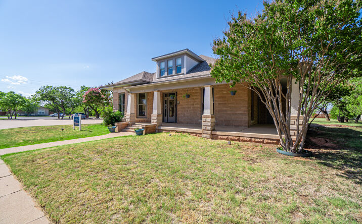 Pictures of Mixed Use property located at 1636 N 20th St, Abilene, TX 79601 for comps - image #1