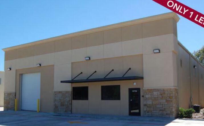 Pictures of Office property located at 11718 North Garden Street, Houston, TX 77071 for comps - image #1