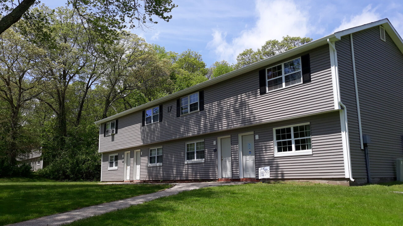 20 Carriage House Dr., Storrs, CT 06268 Multifamily Property for Sale