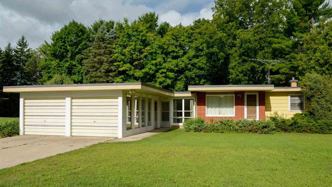 3479 Veterans Drive, Traverse City, MI 49684