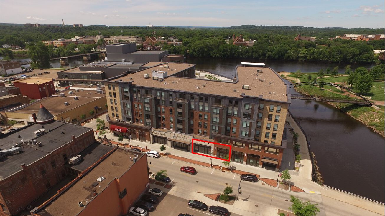 20 S Barstow St, Eau Claire, WI 54701