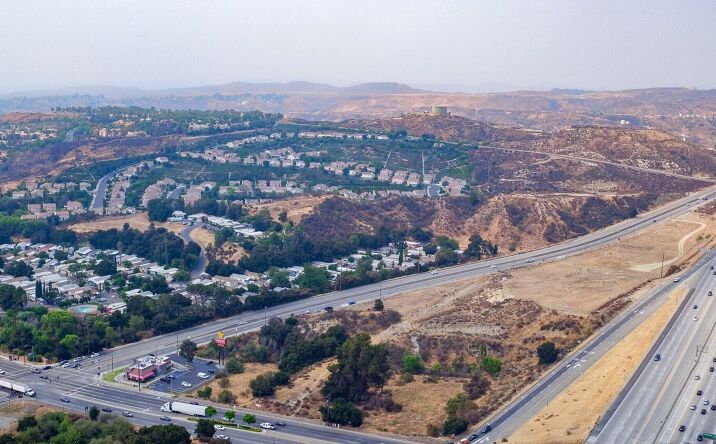 Pictures of Land property located at 23568 Sierra Hwy, Santa Clarita, CA 91321 for sales - image #1