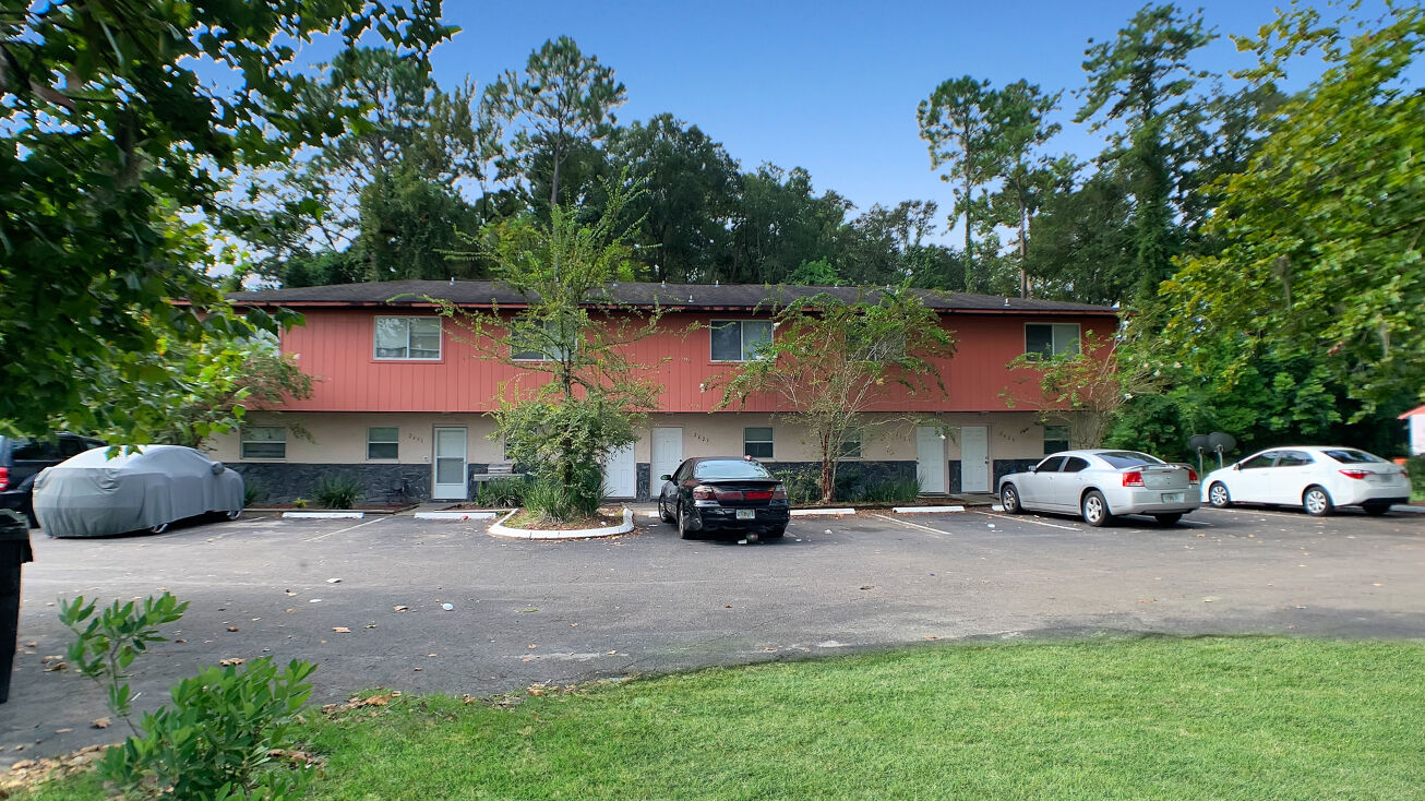 2421 NW 4th Terrace, Gainesville, FL 32609 Multifamily Property for Sale