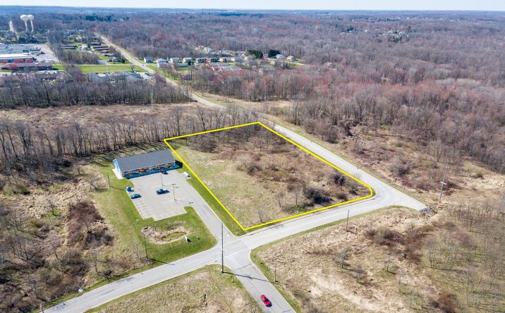 Pictures of Land property located at Bentley Drive / Cunningham Rd, Salem, OH 44460 for sales - image #1