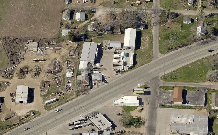 Pictures of Industrial property located at 1724 & 1726 Highway 71 South, Columbus, TX 78934 for comps - image #1