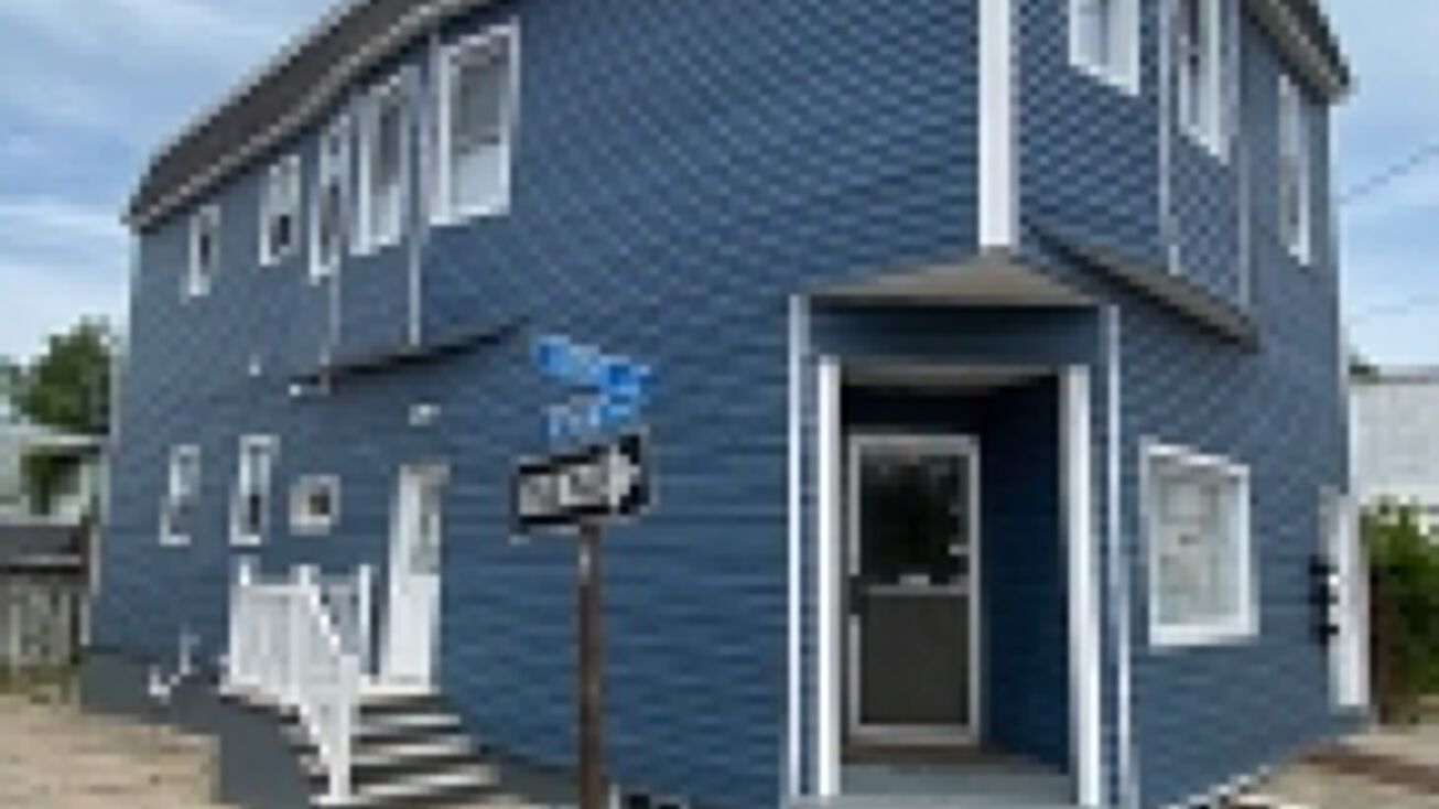 725 Grove St, Irvington, NJ 07111