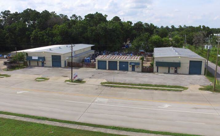 Pictures of Industrial property located at 4512 Pinemont Drive, Houston, TX 77018 for comps - image #1