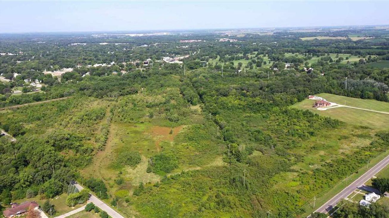 Willow St, Waterloo, IA 50703 Land for Sale Unplatted Northeast