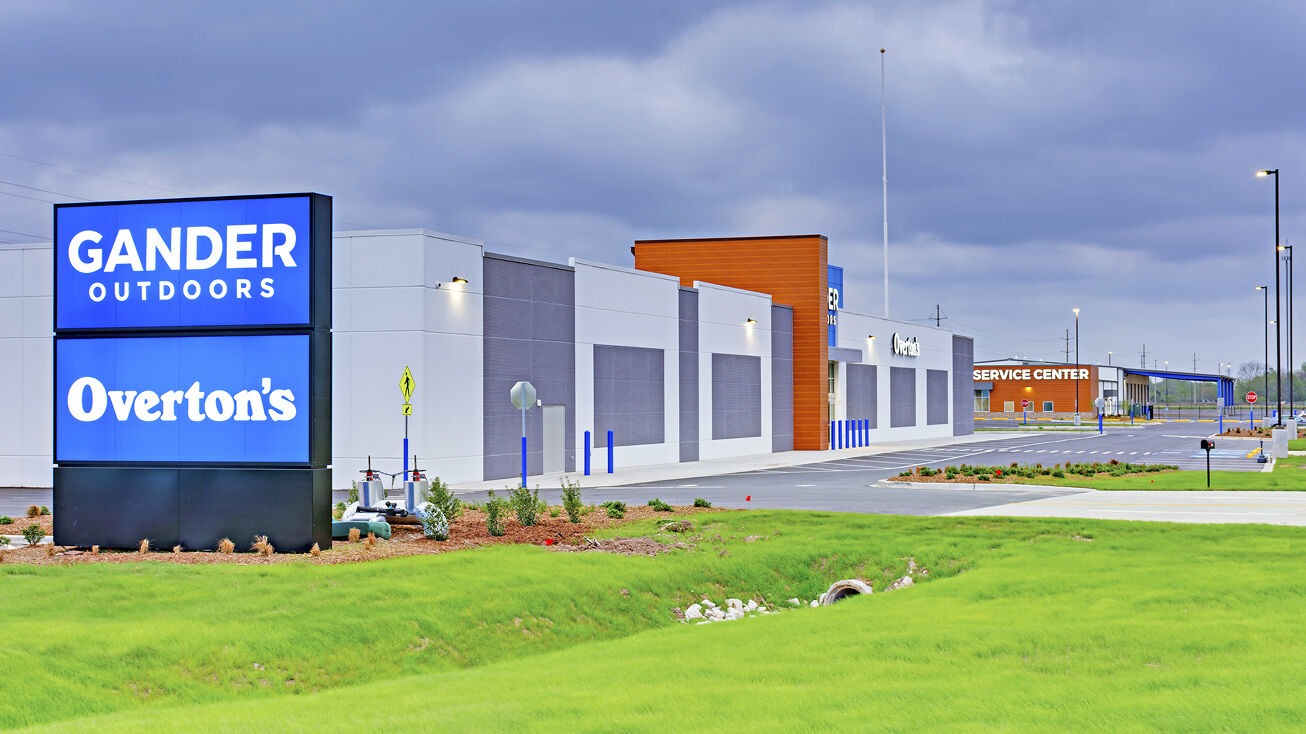 2310 & 2314 N. Frontage Road, Breaux Bridge, LA 70517 Retail Property