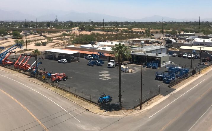 Pictures of Office, Industrial property located at 3808 E. Golf Links Rd, Tucson, AZ 85713 for comps - image #1