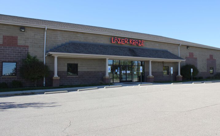 Pictures of Retail property located at 7082 Columbia Road, Mason, OH 45039 for comps - image #1