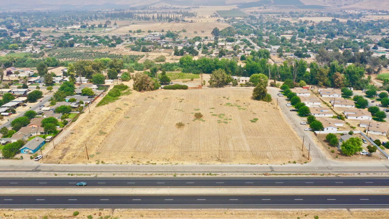 E Poplar Ave S Stark St Porterville Ca Land For Sale 4 98 Acres Development Land Porterville Ca