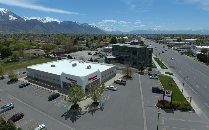 Pictures of Retail property located at 1550 N State St, Orem, UT 84057 for comps - image #1