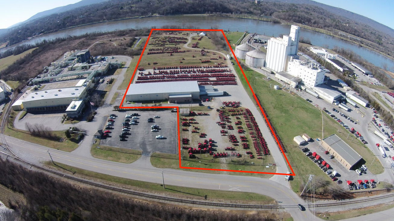 2685 Riverport Rd, Chattanooga, TN 37406