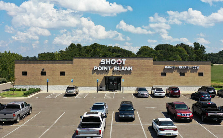 Pictures of Retail property located at 1740 Century Center Cove, Memphis, TN 38134 for comps - image #1