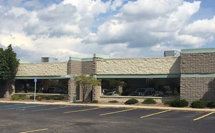 Pictures of Office property located at 42512 Hayes Rd, Clinton Township, MI 48038 for sales - image #1
