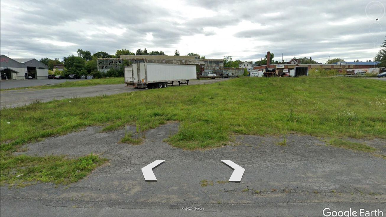 3rd St, Yorkville, NY 13495