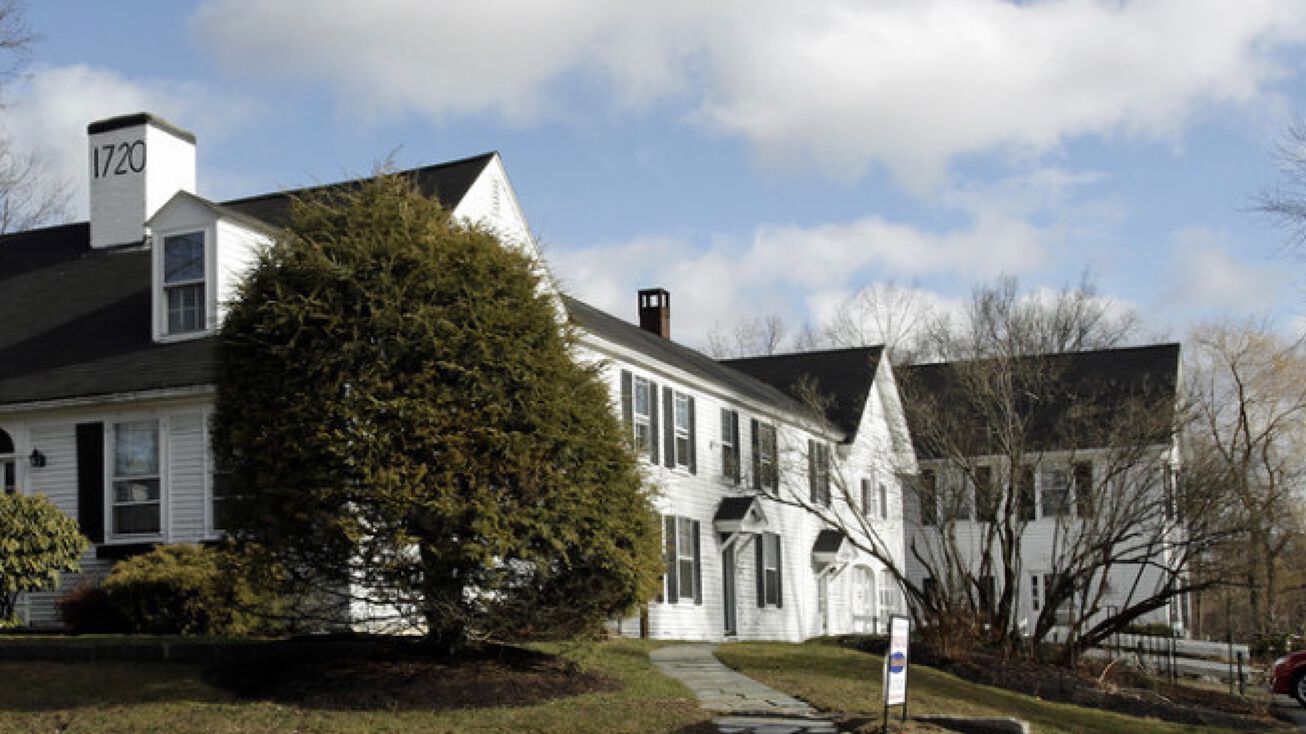 810 Hollis Street, Groton, MA 01450