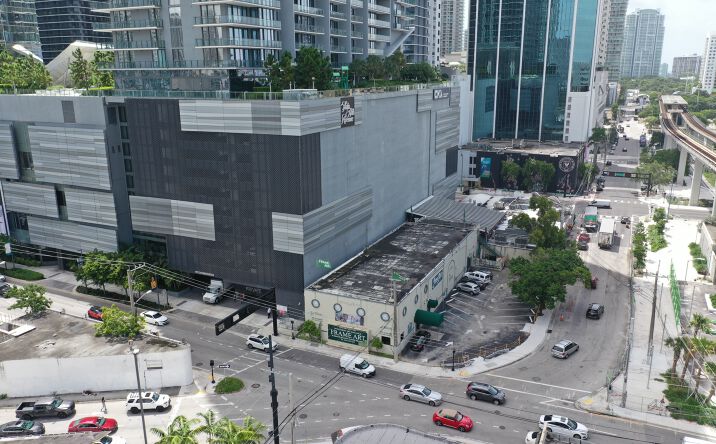 Pictures of Land property located at 96 SW 7th St, Miami, FL 33130 for sales - image #1