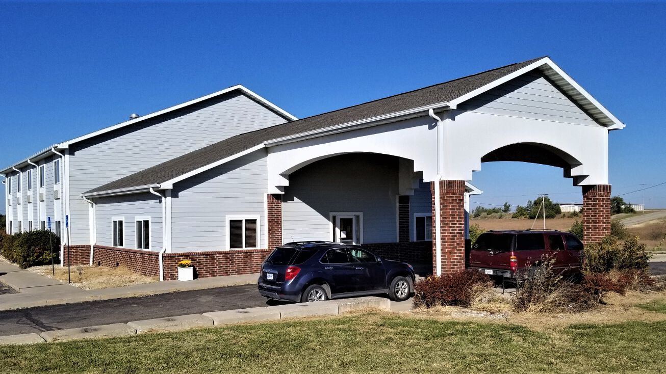 565 US77, Herington, KS 67449