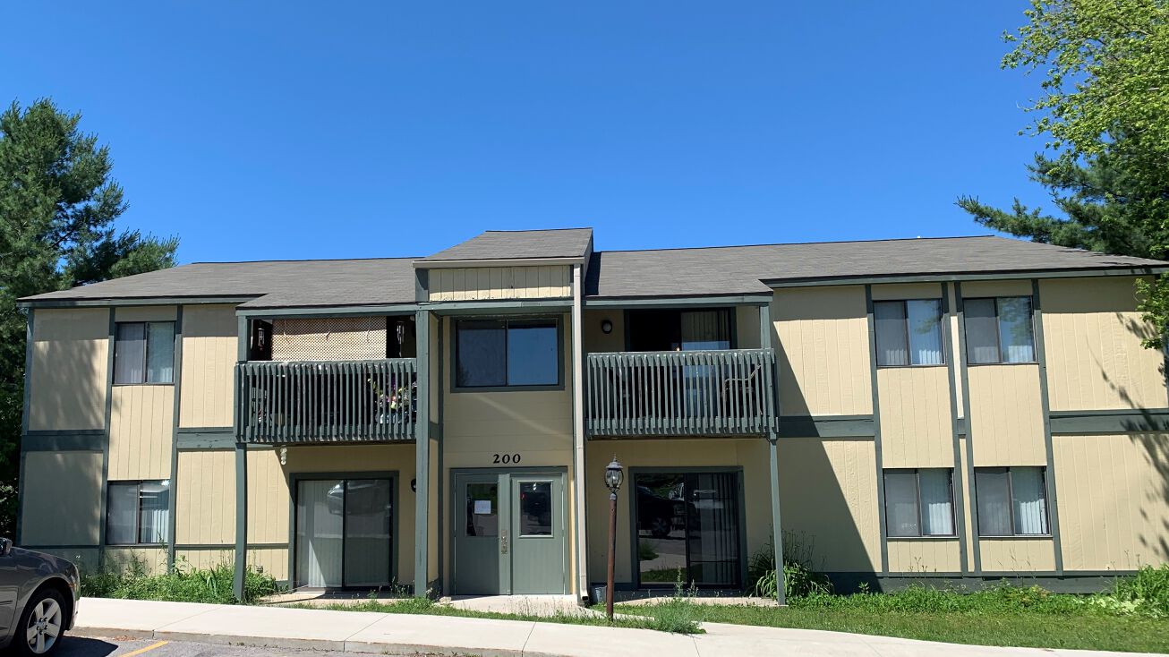 413 S Lake St, East Jordan, MI 49727