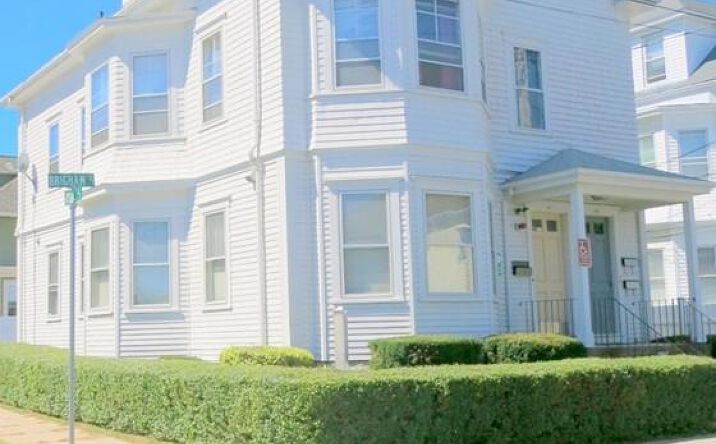 Pictures of Office property located at 67-69 Brigham St, New Bedford, MA 02740 for comps - image #1