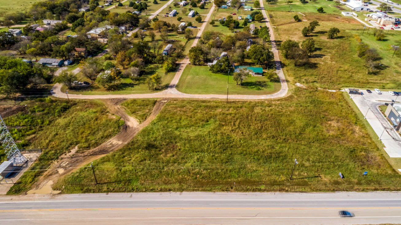 Big Tree St, Alvarado, TX 76009