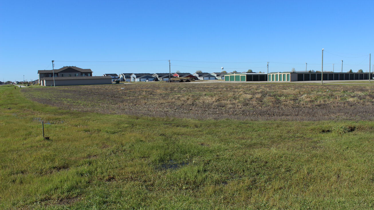 300 1st Avenue SE, Mapleton, ND 58059