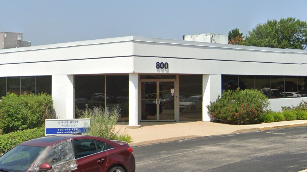 800 Springer Dr, Lombard, IL 60148