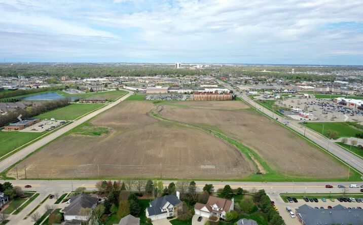 Pictures of Land property located at E. College Avenue, Bloomington, IL 61761 for sales - image #1