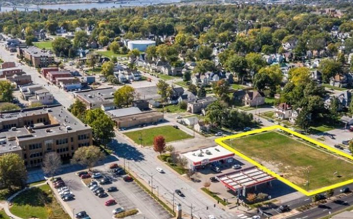 Pictures of Land property located at 321 W LOCUST Street, Davenport, IA 52803 for sales - image #1