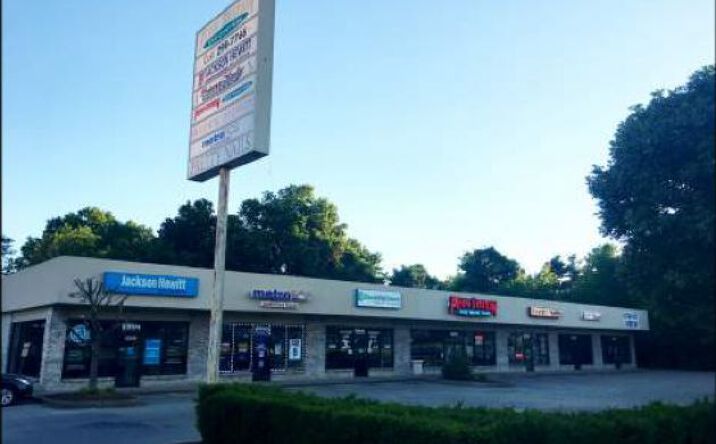 Pictures of Retail property located at 1719 North Broadway, Lexington, KY 40505 for comps - image #1