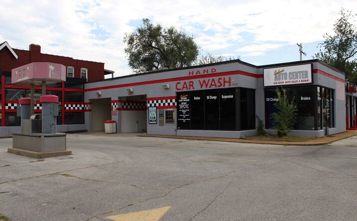 image of property at 5068 CHIPPEWA ST Saint Louis MO 63109-1701