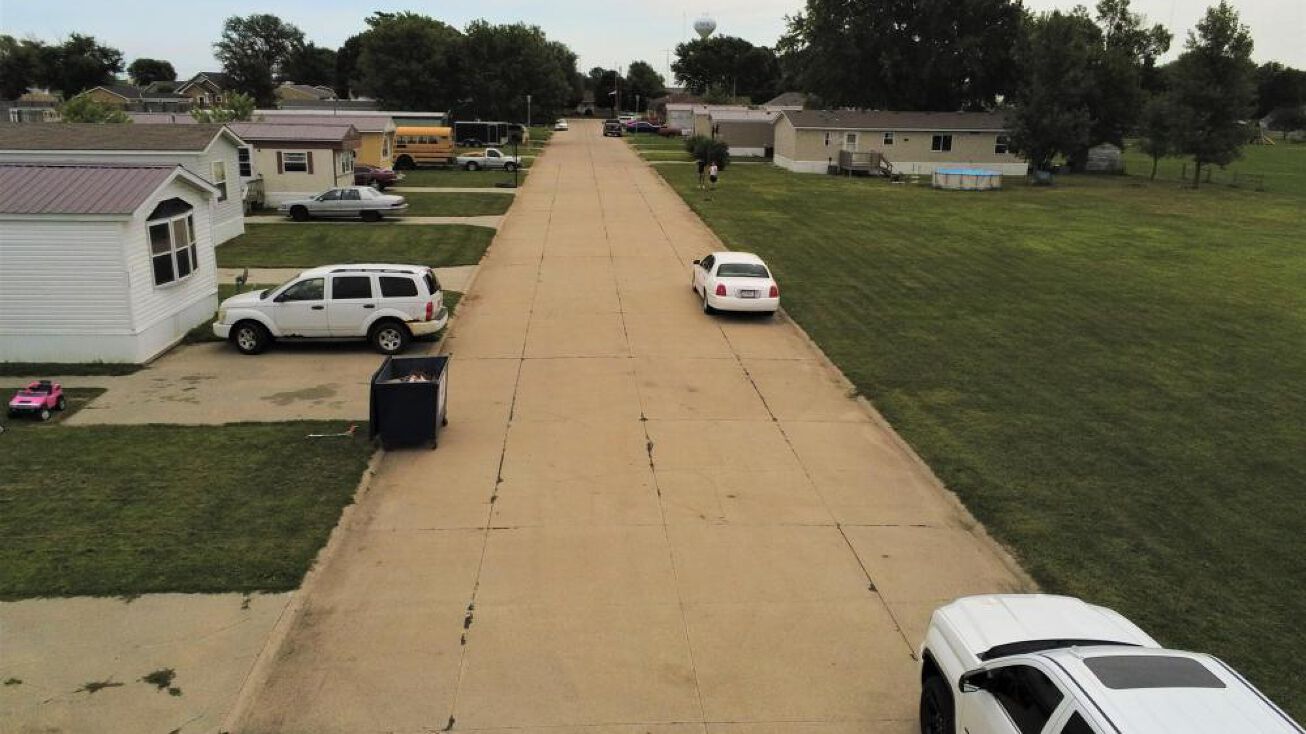 350 8th St, Utica, NE 68456