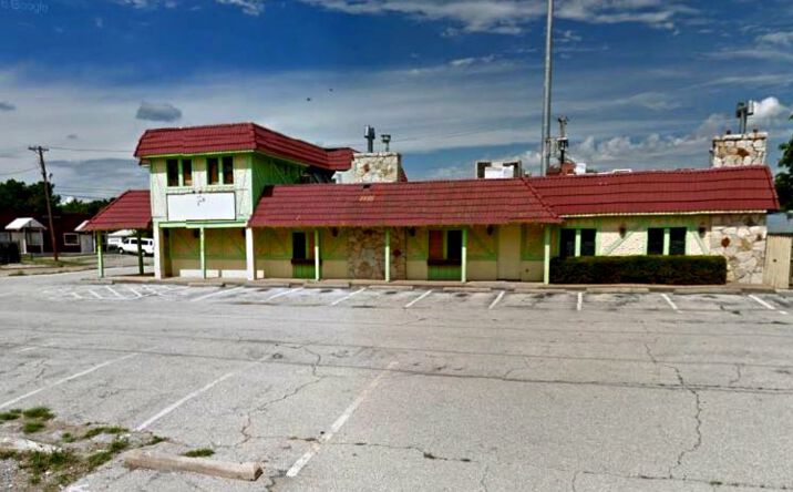 Pictures of Retail, Office, Mixed Use property located at 1217 NW Cache Rd, Lawton, OK 73507 for sales - image #1