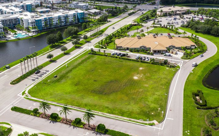 Bradenton Fl Commercial Real Estate For Sale Crexi Com