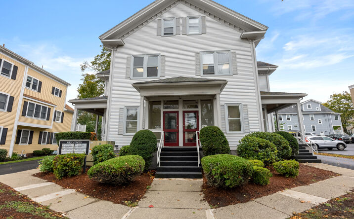Pictures of Office property located at 1070 Massachusetts Ave, Arlington, MA 02476 for comps - image #1