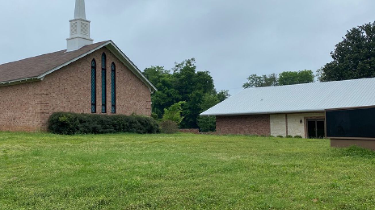 1018 S. Main Street, Henderson, TX 75654