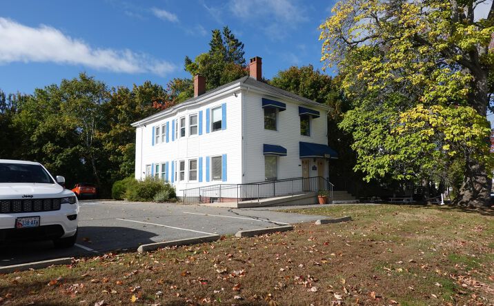 Pictures of Office property located at 888 Brighton Avenue, Portland, ME 04102 for comps - image #1