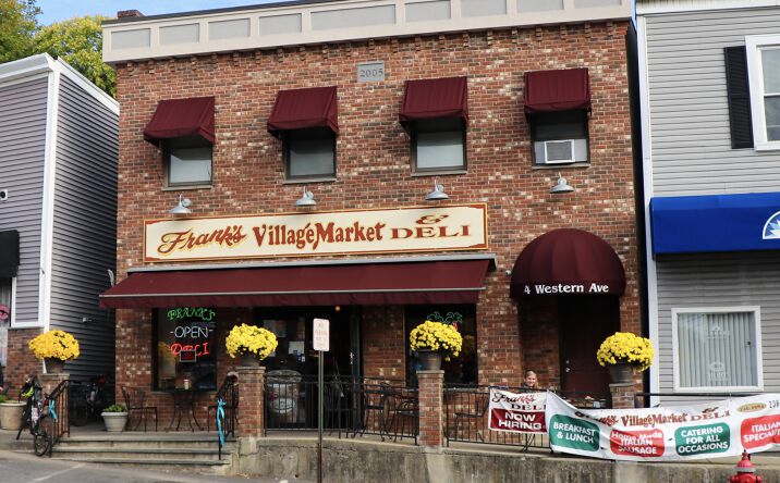 Pictures of Retail property located at 4 Western Avenue, Marlboro, NY 12542 for sales - image #1
