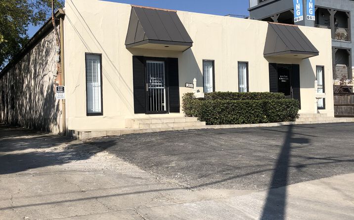 image of property at 359 W SUNSET RD San Antonio TX 78209-1753