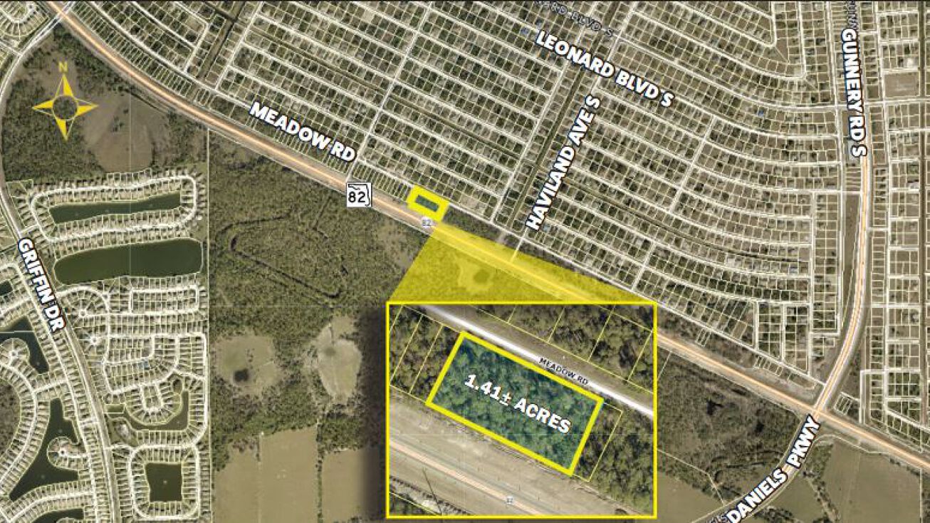 830 Meadow Rd, Lehigh Acres, FL 33973