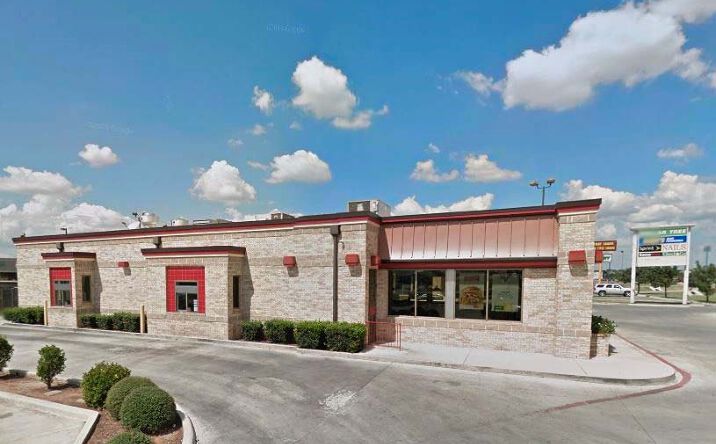 Pictures of Retail property located at 498 North Hwy 123, Seguin, TX 78155 for comps - image #1