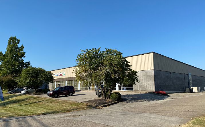 Pictures of Industrial property located at 2110 Watterson Trail, Louisville, KY 40299 for comps - image #1