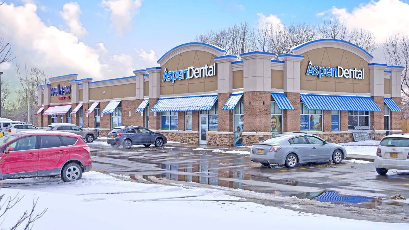 200 E 1st St, Oswego, NY 13126 Retail Property for Sale