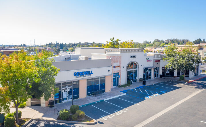 Pictures of Retail property located at 1360 E Natoma St, Folsom, CA 95630 for comps - image #1