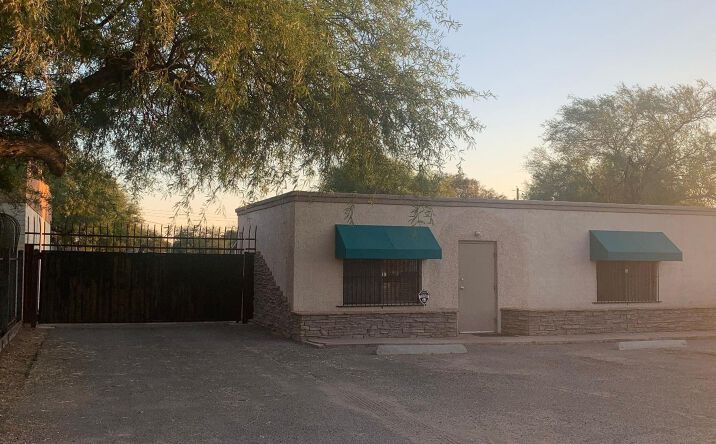Pictures of Office, Industrial property located at 2209 W Wetmore Rd, Tucson, AZ 85705 for comps - image #1